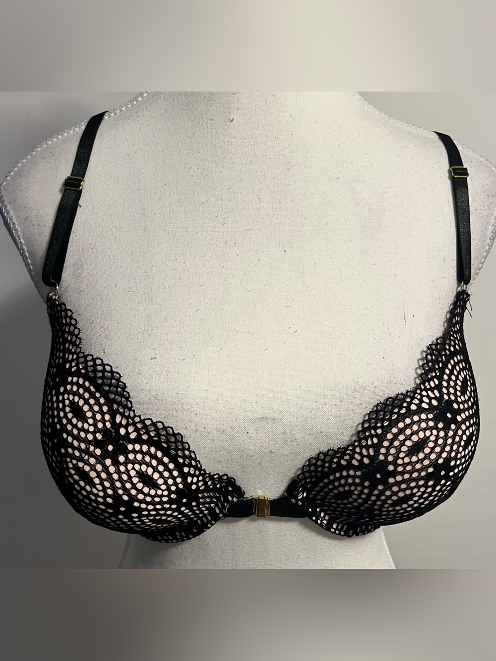 DAIISY FUENTES Black Lace Front-Closure Push-Up Bra SIZE 36 D